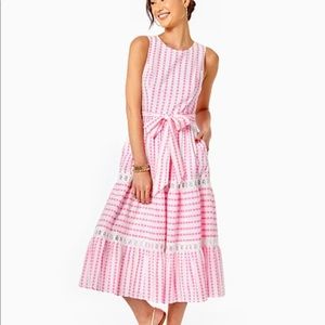 BRAND NEW Maybella Tiered Midi Dress